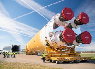 NASA công bố lịch phóng siêu tên lửa Mặt Trăng NASA công bố lịch phóng siêu tên lửa Mặt Trăng