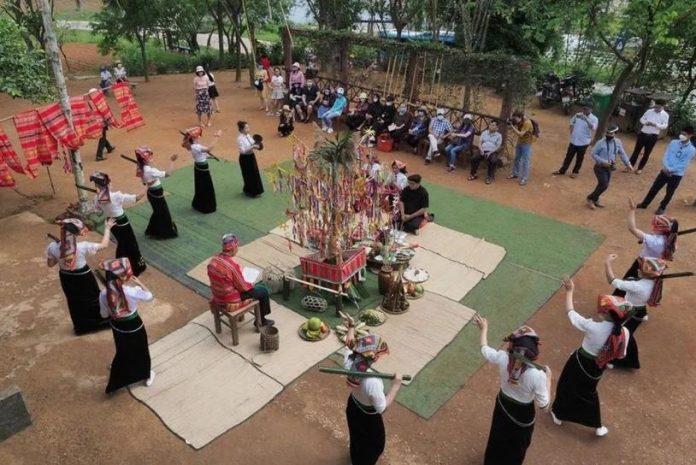 Đặc sắc lễ cầu mưa ở Làng Văn hóa – du lịch các dân tộc Việt Nam