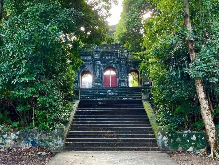 21 min 3 - Ngôi chùa hàng trăm tuổi gắn liền với chiếc giếng thiêng ít người biết ở Huế
