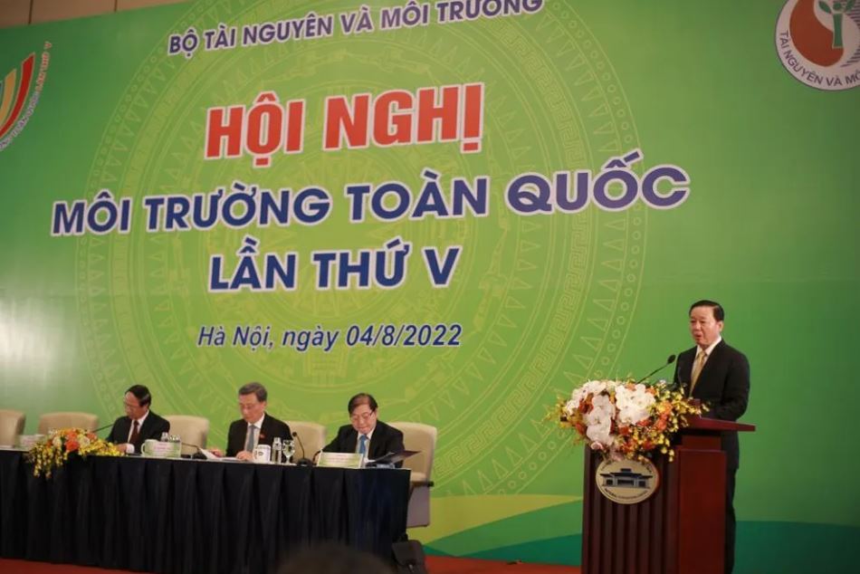 Bo truong Bo TNMT Tran Hong Ha phat bieu khai mac Hoi nghi min - Định hướng đi cho công tác bảo vệ môi trường giai đoạn 5 năm