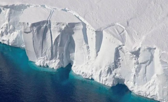 NASA: Thềm băng ở Nam Cực đang vỡ vụn nhanh hơn dự báo