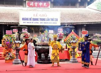 Trang trọng lễ tưởng niệm lần thứ 230 ngày mất của Hoàng đế Quang Trung Trang trọng lễ tưởng niệm lần thứ 230 ngày mất của Hoàng đế Quang Trung