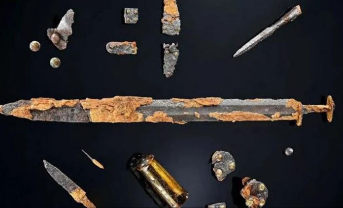Đào ao, tìm thấy mộ cổ hàng nghìn năm tuổi khiến sử sách phải viết lại