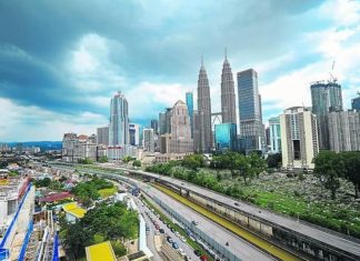 Kinh tế ASEAN tăng trưởng mạnh, chặng đường phục hồi không ít chông gai