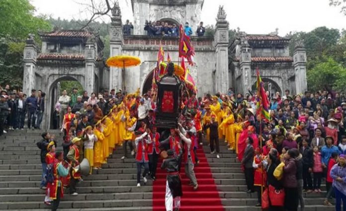 Lễ hội đền Bà Triệu được công nhận là Di sản văn hóa phi vật thể quốc gia Lễ hội đền Bà Triệu được công nhận là Di sản văn hóa phi vật thể quốc gia
