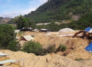 ‘Đánh sập’ các lò khai thác vàng trái phép, Quảng Nam quyết đóng cửa mỏ Bồng Miêu 'Đánh sập' các lò khai thác vàng trái phép, Quảng Nam quyết đóng cửa mỏ Bồng Miêu