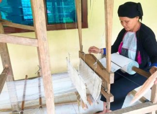 Nghề dệt của người Dao được công nhận là di sản văn hóa phi vật thể quốc gia Nghề dệt của người Dao được công nhận là di sản văn hóa phi vật thể quốc gia