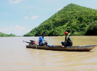 Những dòng sông tự kể: Một huyền thoại chết dần
