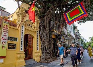 Phát triển du lịch Thủ đô từ bảo tồn giá trị di tích lịch sử Phát triển du lịch Thủ đô từ bảo tồn giá trị di tích lịch sử