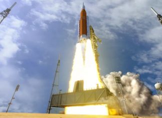 Tối nay NASA "khai hỏa" sứ mệnh đưa con người quay lại Mặt Trăng