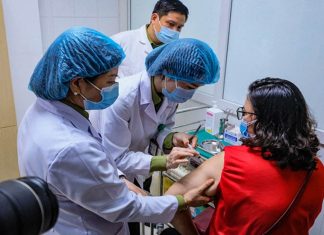 Tiến độ sản xuất vắc xin COVID-19 của Việt Nam ra sao?