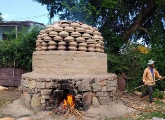 Trăn trở ‘giữ lửa’ nghề gốm xưa Trăn trở 'giữ lửa' nghề gốm xưa
