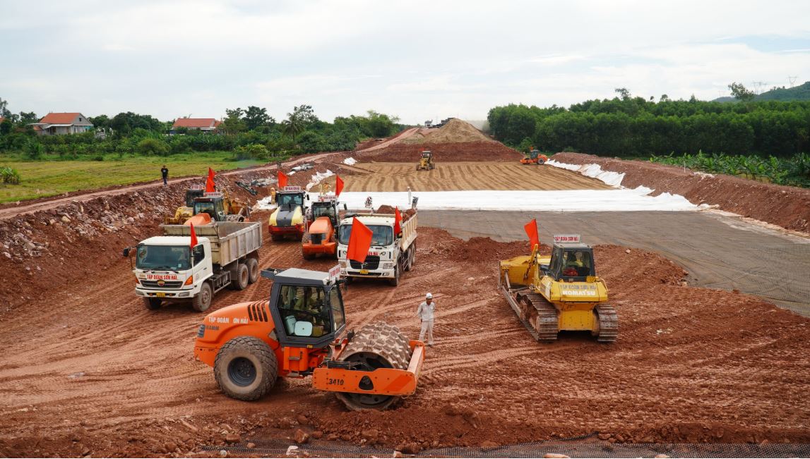 24 min 5 - Cuối năm nay, Việt Nam hoàn thành thêm 4 dự án cao tốc
