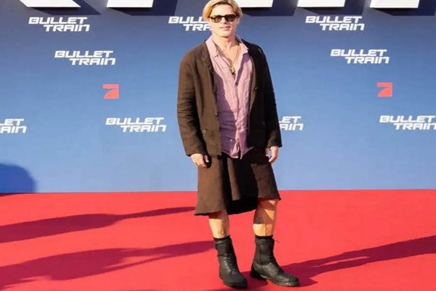 Brad Pitt mac vay chi dai den goi cho do nong min - Biến đổi khí hậu làm thay đổi trang phục của con người