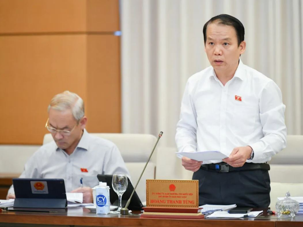 Chu nhiem Uy ban Phap luat Hoang Thanh min - Sáp nhập huyện, xã: Đề xuất giảm tiêu chuẩn quy mô dân số, diện tích