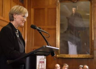 Hiệu trưởng Đại học Harvard, Yale nói: Cách giáo dục tốt nhất là để trẻ thành thạo 3 khả năng này Hiệu trưởng Đại học Harvard, Yale nói: Cách giáo dục tốt nhất là để trẻ thành thạo 3 khả năng này