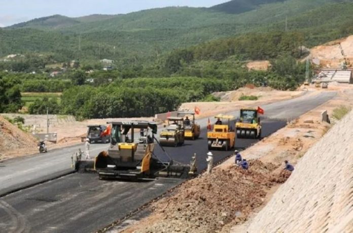 Khởi công tuyến đường liên kết Lai châu và các tỉnh