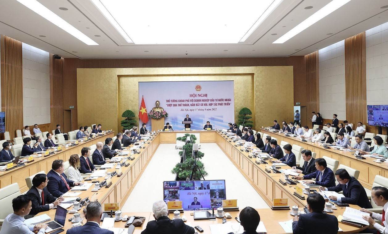 Quang canh hoi nghi Anh Duong Giang min - Thủ tướng: Tạo điều kiện thuận lợi nhất để DN FDI đầu tư thành công