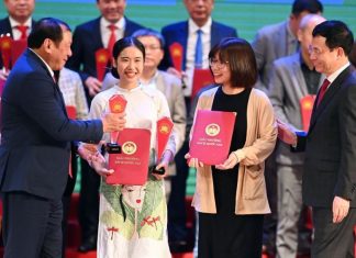 Tầm quan trọng của giải thưởng sách và văn chương