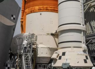 NASA sửa thành công tên lửa phóng tàu tới Mặt Trăng