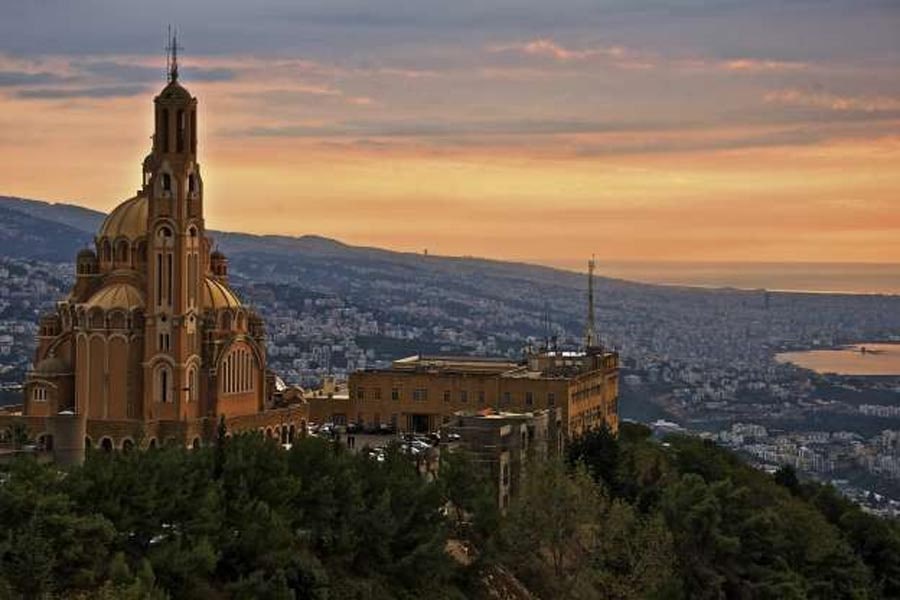 Quốc gia Trung Đông duy nhất không có sa mạc là Lebanon Quốc gia Trung Đông duy nhất không có sa mạc là Lebanon