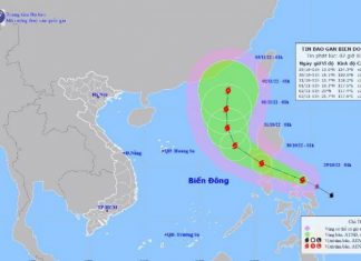 Bão Nalgae sắp vượt qua Philippines và tiến gần vào Biển Đông