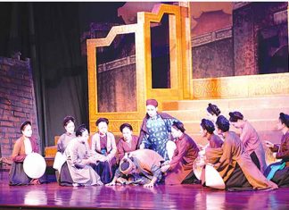 Bất tử với Thăng Long - Dấu ấn của một Hà Nội thiêng liêng và hào hoa - Tác giả: Nguyễn Phương