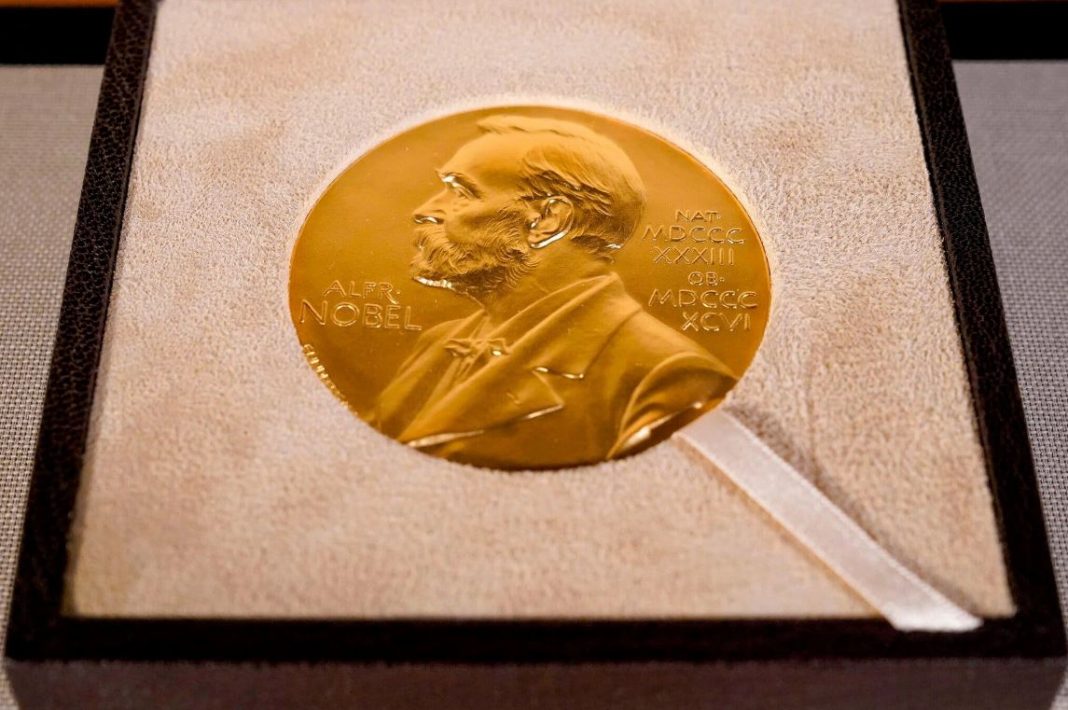 Tiền thưởng cho người thắng giải Nobel đến từ đâu? - vansudia.net Tiền thưởng cho người thắng giải Nobel đến từ đâu