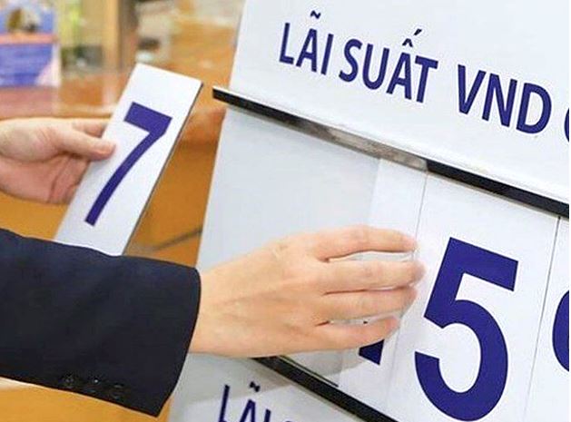 Lãi suất tái cấp vốn lên 5,5% vào cuối năm 2022 và sau đó là 6% vào cuối quý I/2023. Lãi suất tái cấp vốn lên 5,5% vào cuối năm 2022 và sau đó là 6% vào cuối quý I/2023.