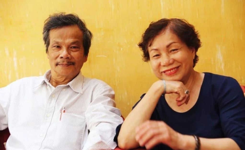 Thơ ca Việt Nam thời hiện đại đã có tới 2 bài thơ rất đặc biệt về đề tài căn nhà chật. Đó là "Nhà chật" của Lưu Quang Vũ và "Viết tặng em trong ngôi nhà chật" của Trần Quang Quý. Có lẽ với mỗi chúng ta, ai cũng mơ ước có được một mái nhà cho riêng mình. Mái nhà vừa là tài sản vật chất lớn mà có thể phải dành dụm cả đời mới có được, bởi một trong ba việc lớn của đời người như các cụ đã dạy, chính là: tậu trâu - lấy vợ - làm nhà. Mái nhà lại cũng mang giá trị tinh thần, được coi là tổ ấm cho mỗi gia đình, là nơi các thành viên trở về sum họp đoàn tụ sau những ngày làm việc vất vả. Mái nhà là không gian đầm ấm luôn rộng mở để đón con người tìm về, xoa dịu những buồn đau. Hai bài thơ về căn nhà chật