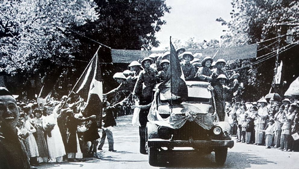 Giải phóng Thủ đô: Phá tan âm mưu trao trả một Hà Nội tan hoang, xơ xác Giải phóng Thủ đô: Phá tan âm mưu trao trả một Hà Nội tan hoang, xơ xác