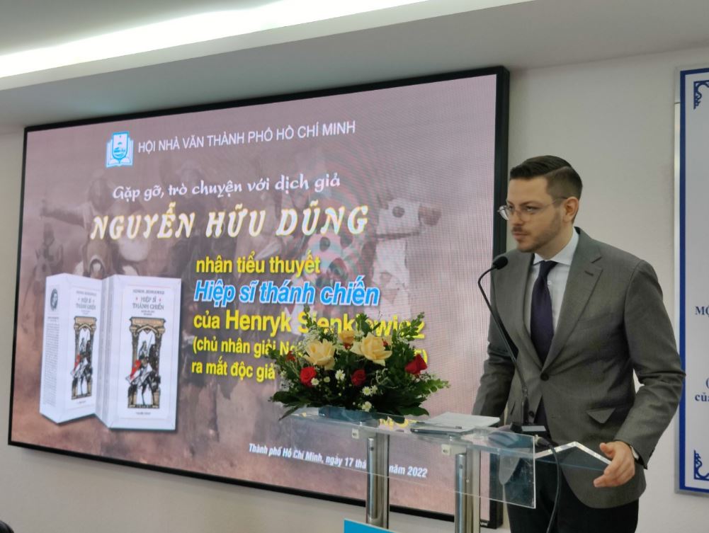 Ông Alexander Nowakowski, Bí thứ thứ ba, Đại sứ quán Ba Lan đánh giá cao tâm huyết và sự nỗ lực của các dịch giả trong việc vun đắp cho tình hữu nghị giữa hai nước Việt Nam và Ba Lan 