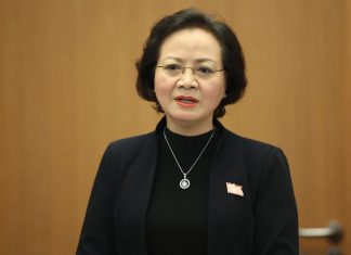Tăng lương cơ sở lên 1,8 triệu/tháng tiệm cận cải cách tiền lương