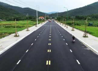 Hoàn thiện hệ thống hạ tầng giao thông: Lực đẩy để phát triển nền kinh tế Hoàn thiện hệ thống hạ tầng giao thông: Lực đẩy để phát triển nền kinh tế