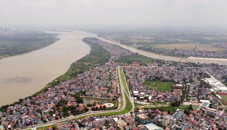 Theo Trung tâm Quy hoạch và Điều tra tài nguyên nước quốc gia, sự diễn biến phức tạp của nguồn nước, tác động của biến đổi khí hậu và khai thác, sử dụng nước của các quốc gia nằm trên thượng nguồn lưu vực sông làm cho lượng nước mùa khô ngày càng có xu thế suy giảm. 