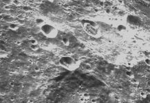 Cận cảnh bề mặt "lồi lõm" của Mặt Trăng được chụp bởi tàu vũ trụ Orion