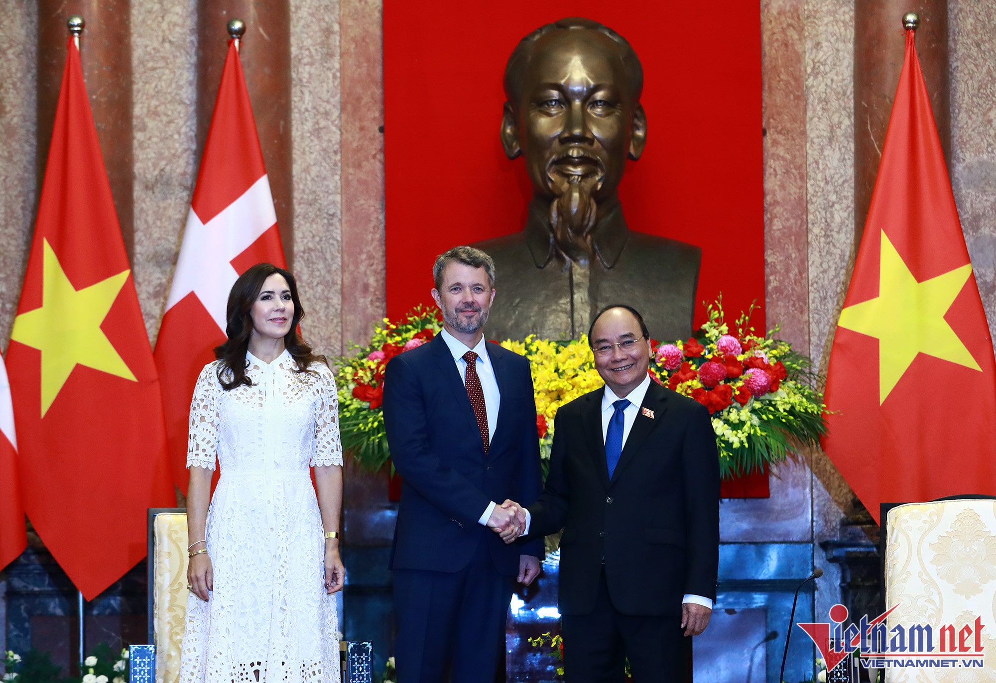Chủ tịch nước và Phó Chủ tịch nước chào đón Thái tử, Công nương Đan Mạch