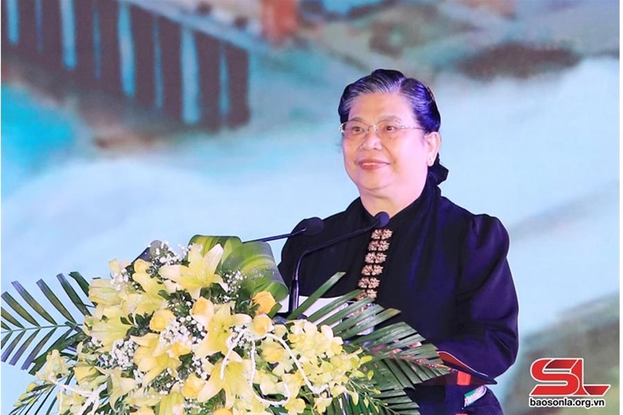 Đồng chí Tòng Thị Phóng, nguyên Ủy viên Bộ Chính trị, nguyên Phó Chủ tịch Thường trực Quốc hội phát biểu tại Lễ Kỷ niệm.