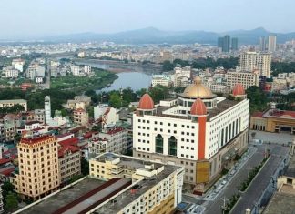 Móng Cái (Quảng Ninh): Đô thị năng động ở địa đầu Tổ quốc Móng Cái (Quảng Ninh): Đô thị năng động ở địa đầu Tổ quốc