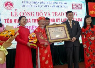 Nhà nghiên cứu 102 tuổi Nguyễn Đình Tư đạt kỷ lục Việt Nam về lao động, sáng tạo Nhà nghiên cứu 102 tuổi Nguyễn Đình Tư đạt kỷ lục Việt Nam về lao động, sáng tạo