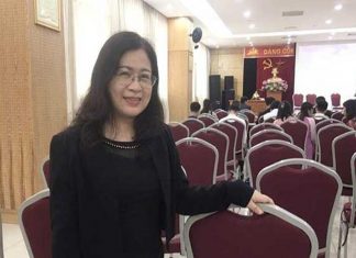 Cuộc chơi từ những biên giới ảo của thể loại – Nhà phê bình Lê Thị Thanh Tâm Cuộc chơi từ những biên giới ảo của thể loại - Nhà phê bình Lê Thị Thanh Tâm