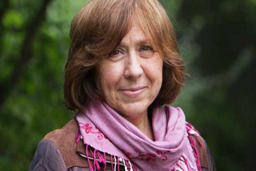 Nhà văn Svetlana Alexievich – Giải thưởng Nobel Văn học 2015