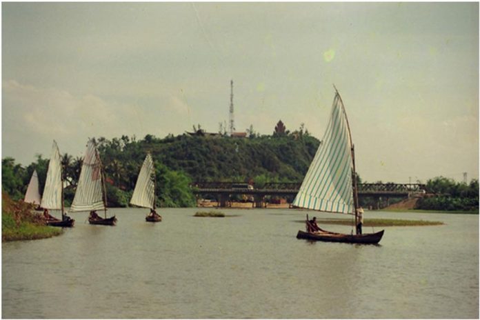 Sông Ba với cảnh quan đô thị đôi bờ
