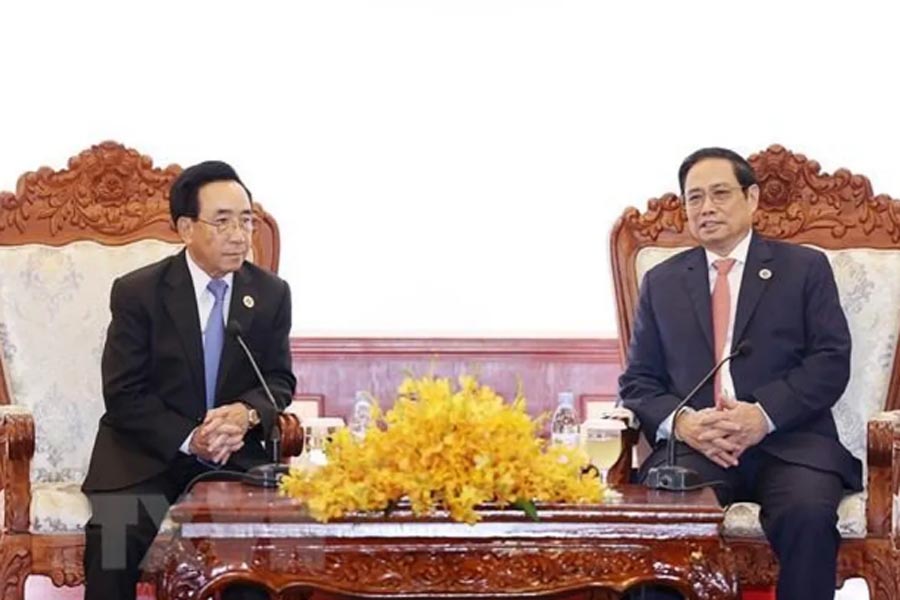 Dành ưu tiên cao nhất giữ gìn, vun đắp mối quan hệ hữu nghị Việt-Lào
