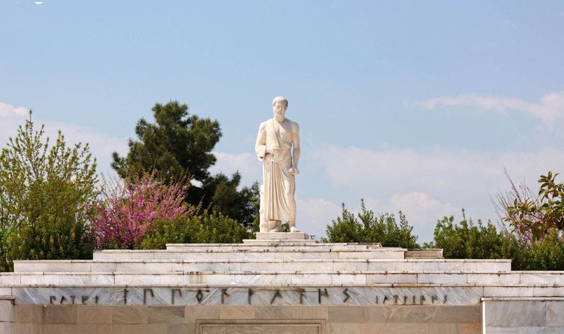 Hippocrates - Thầy thuốc vĩ đại nhất thời cổ đại và lời thề nổi tiếng của sinh viên y khoa