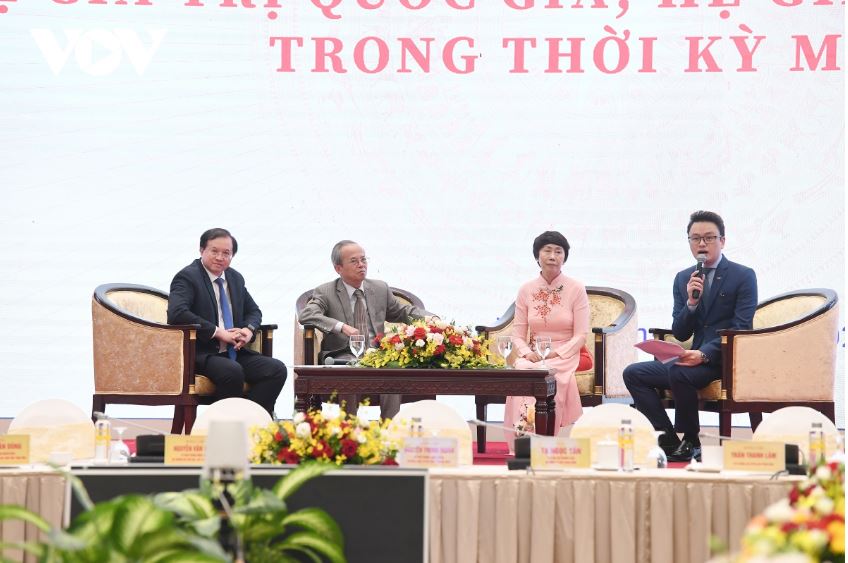 Các đại biểu trong phiên thảo luận.