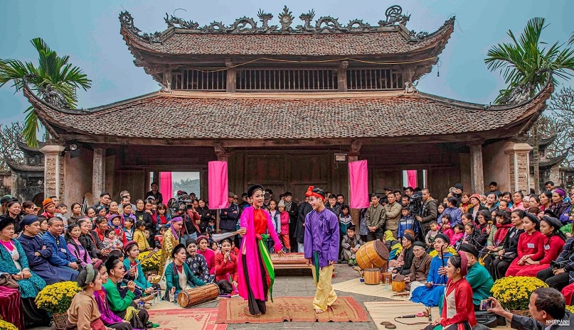 Chiếu chèo ngày xuân.