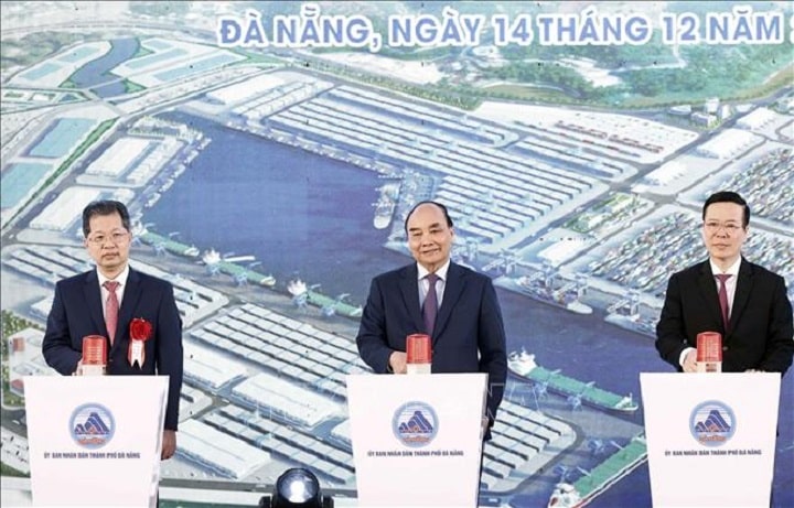 Chu tich nuoc Nguyen Xuan Phuc Thuong truc Ban Bi thu Vo Van Thuong min - Chủ tịch nước: Cần đảm bảo tiến độ xây dựng cảng Liên Chiểu, Đà Nẵng