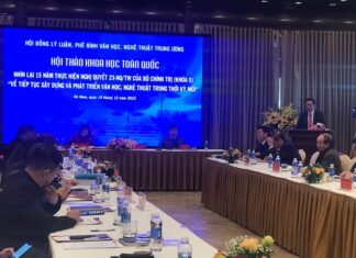 Đòn bẩy trong việc tạo dựng tác phẩm văn học nghệ thuật nhân văn