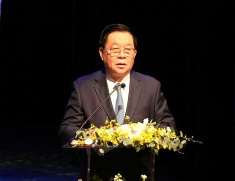 Đồng chí Nguyễn Trọng Nghĩa, Bí thư Trung ương Đảng, Trưởng Ban Tuyên giáo Trung ương dự và phát biểu chỉ đạo tại buổi lễ.